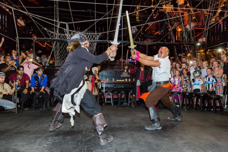 Cena Pirata Captain Hook