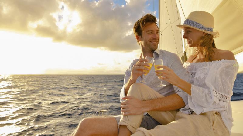 Luxury Sunset Sailing Puerto Morelos