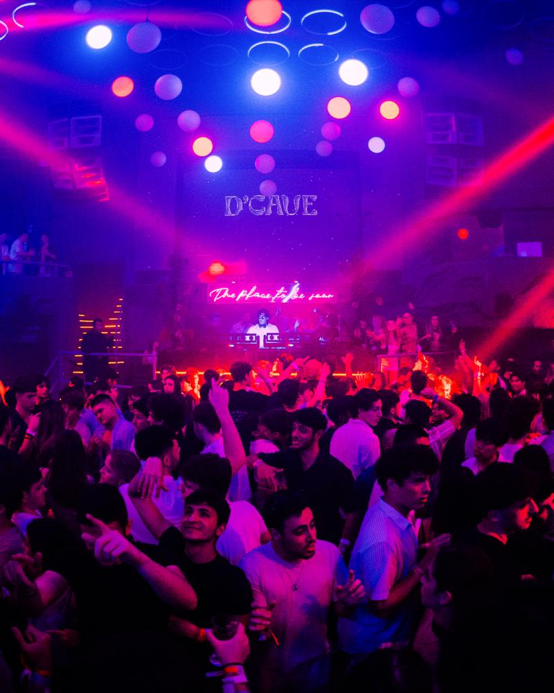 D'Cave