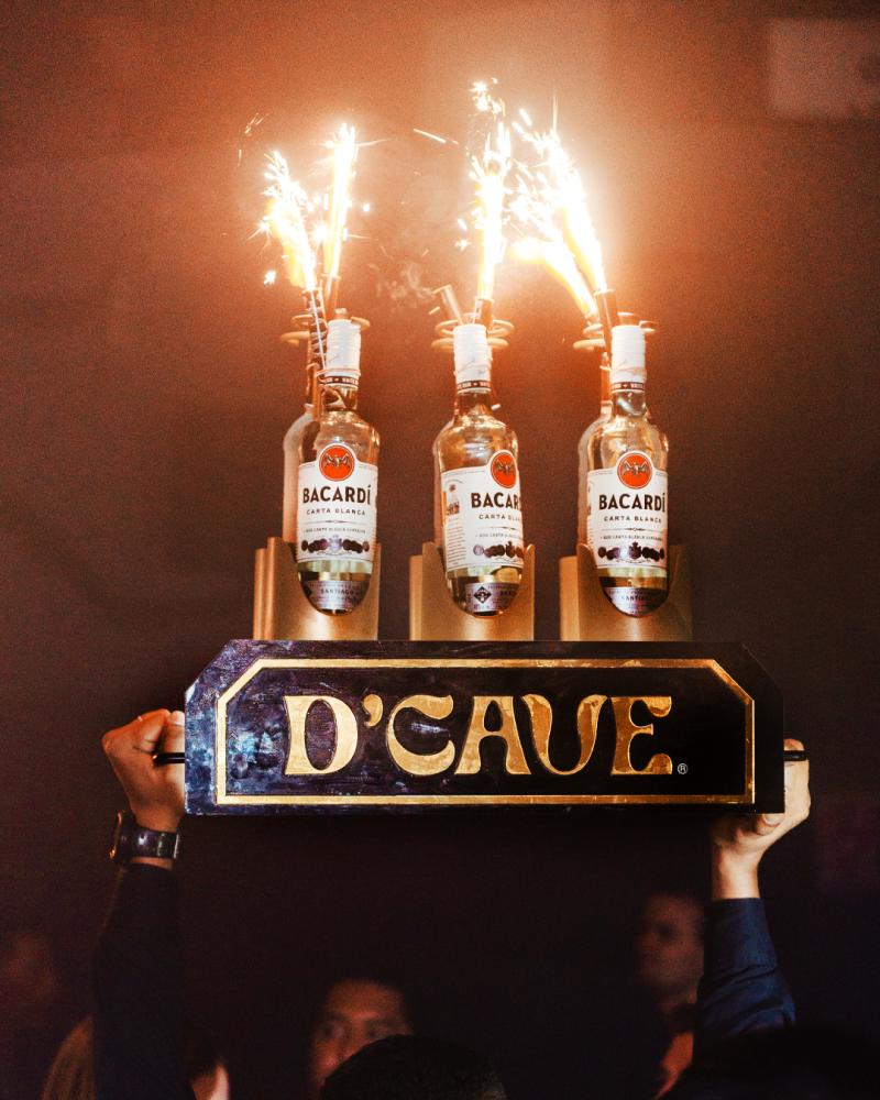 D'Cave