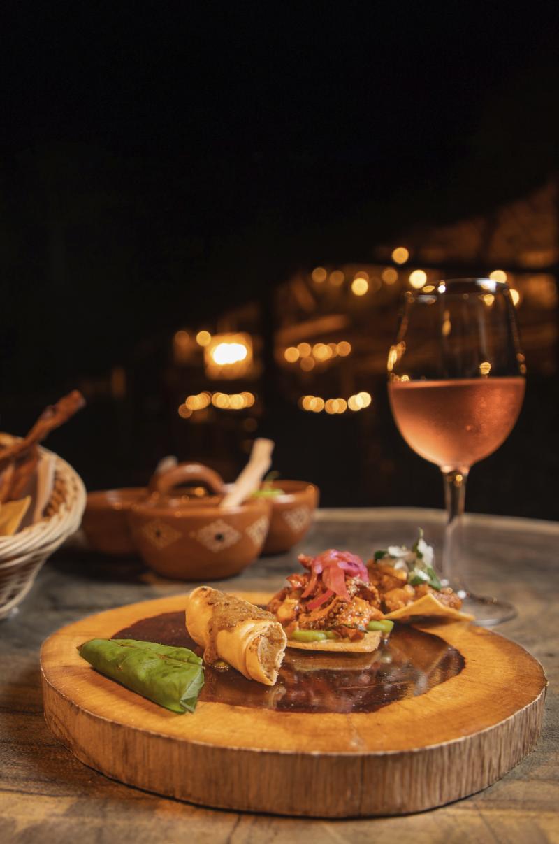 The traveler's table Cancun