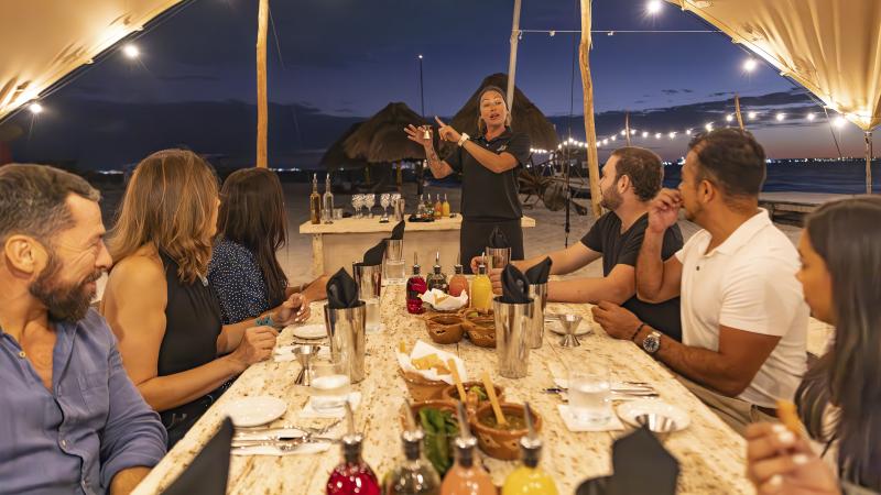 The traveler's table