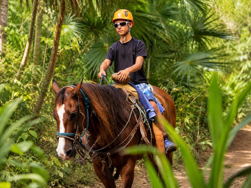Horseback Riding Rancho Bonanza
